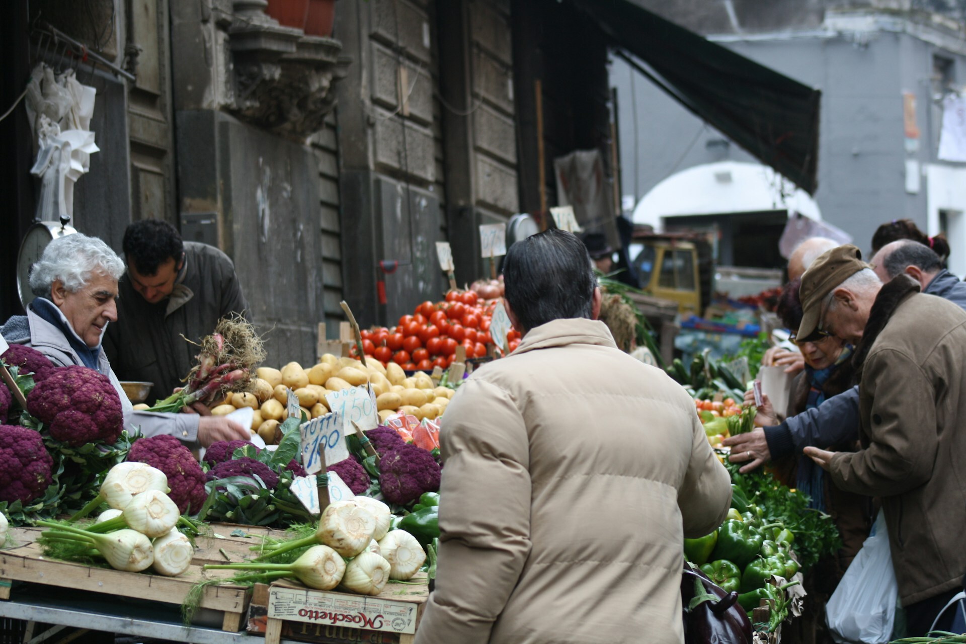 buying locally grown foods